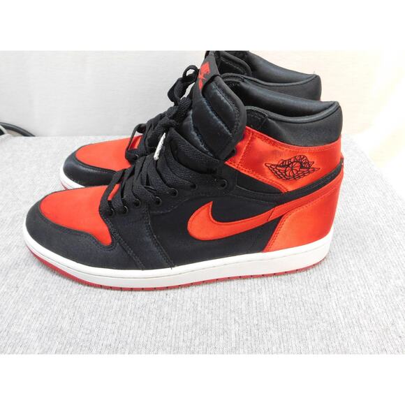 Air Jordan 1 Retro High OG Satin Bred Shoes Mens Size 11 FD4810-061 Nike
